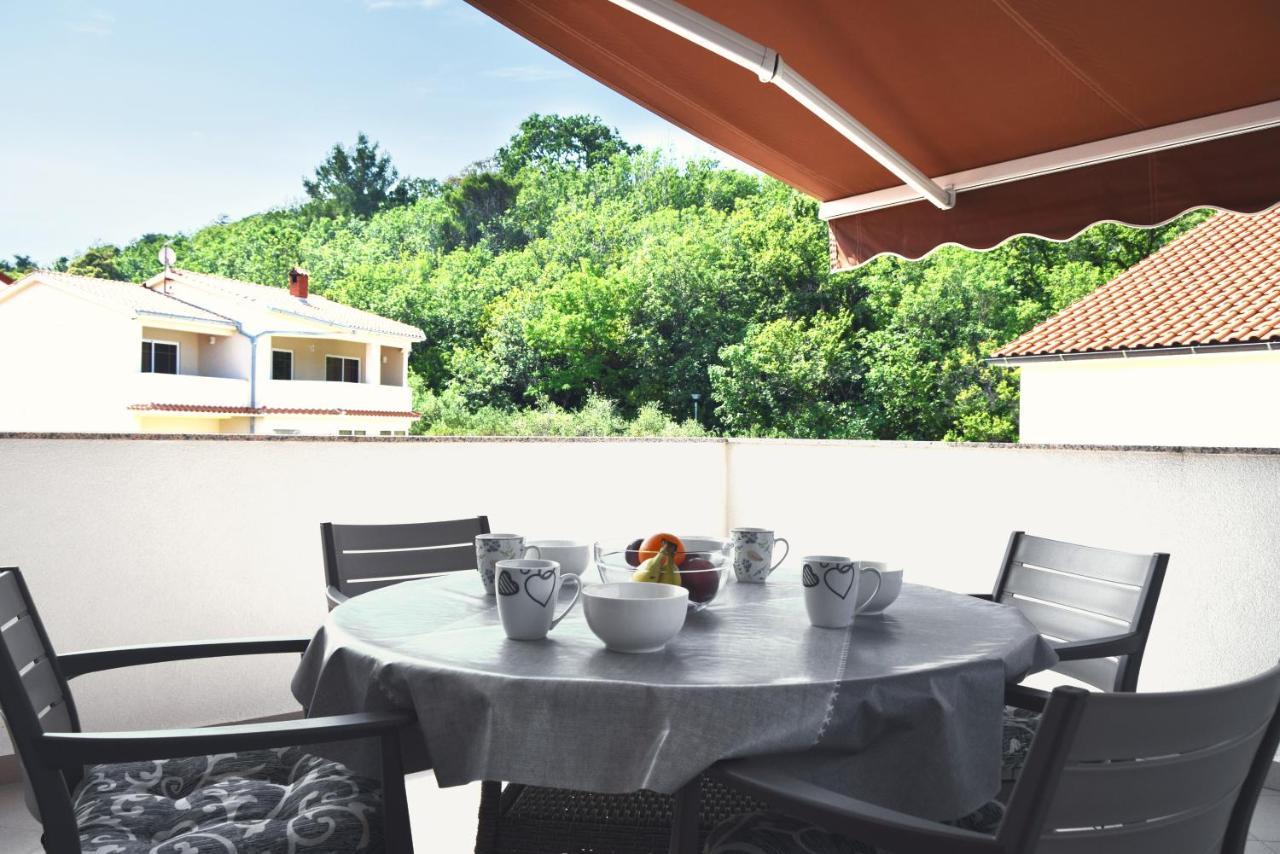 Rab Apartments Aurora Rab Town Dış mekan fotoğraf
