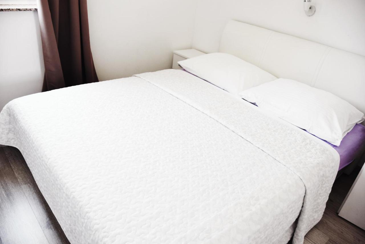 Rab Apartments Aurora Rab Town Dış mekan fotoğraf