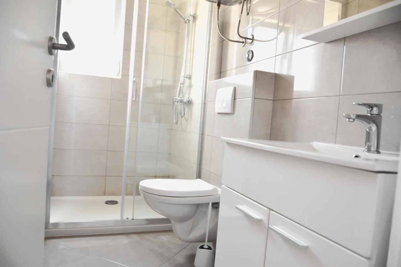 Rab Apartments Aurora Rab Town Dış mekan fotoğraf
