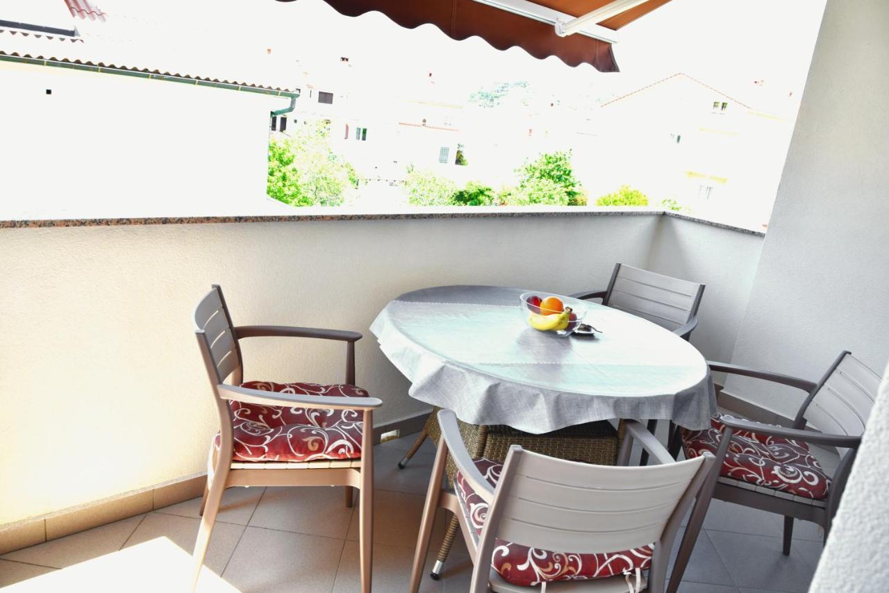 Rab Apartments Aurora Rab Town Dış mekan fotoğraf
