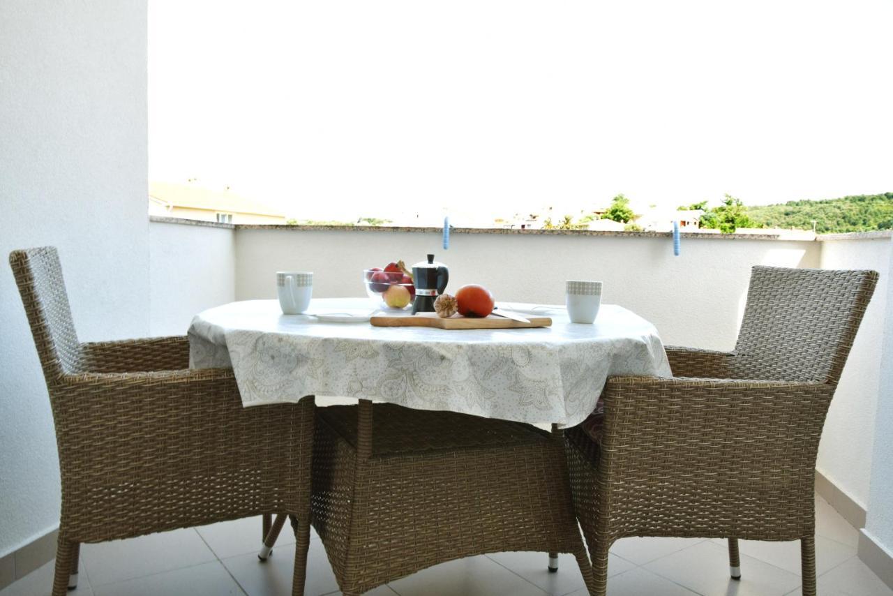 Rab Apartments Aurora Rab Town Dış mekan fotoğraf