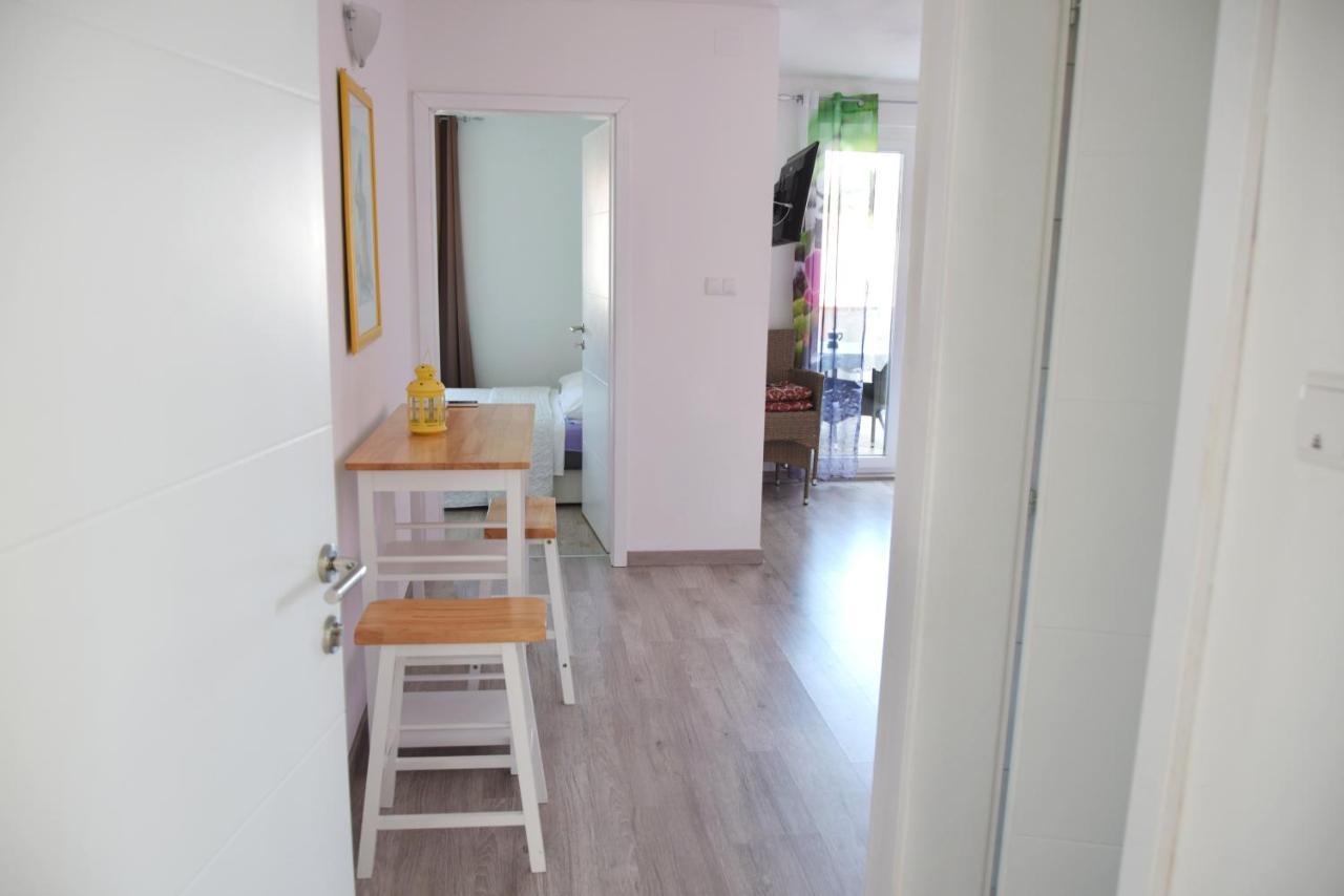 Rab Apartments Aurora Rab Town Dış mekan fotoğraf