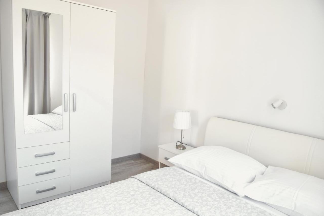 Rab Apartments Aurora Rab Town Dış mekan fotoğraf