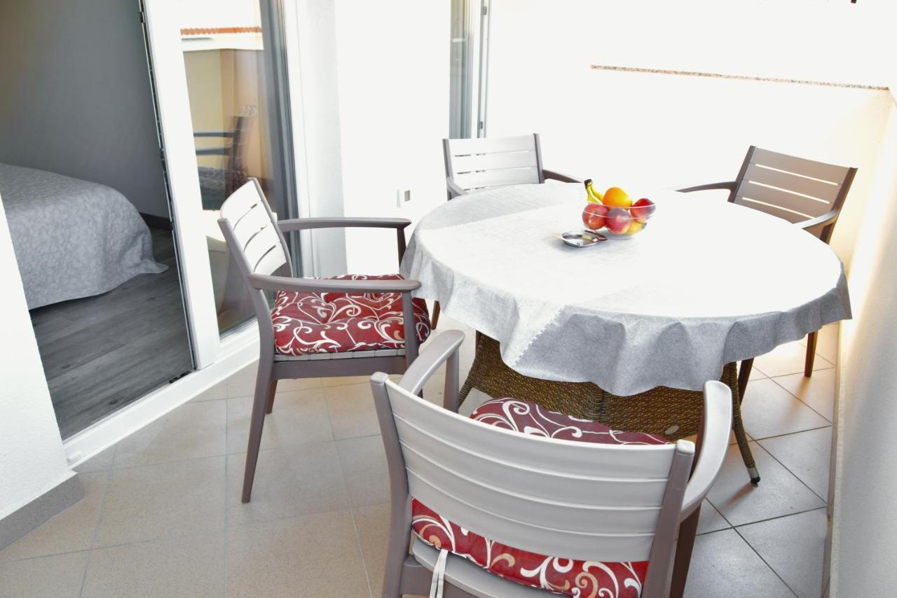 Rab Apartments Aurora Rab Town Dış mekan fotoğraf