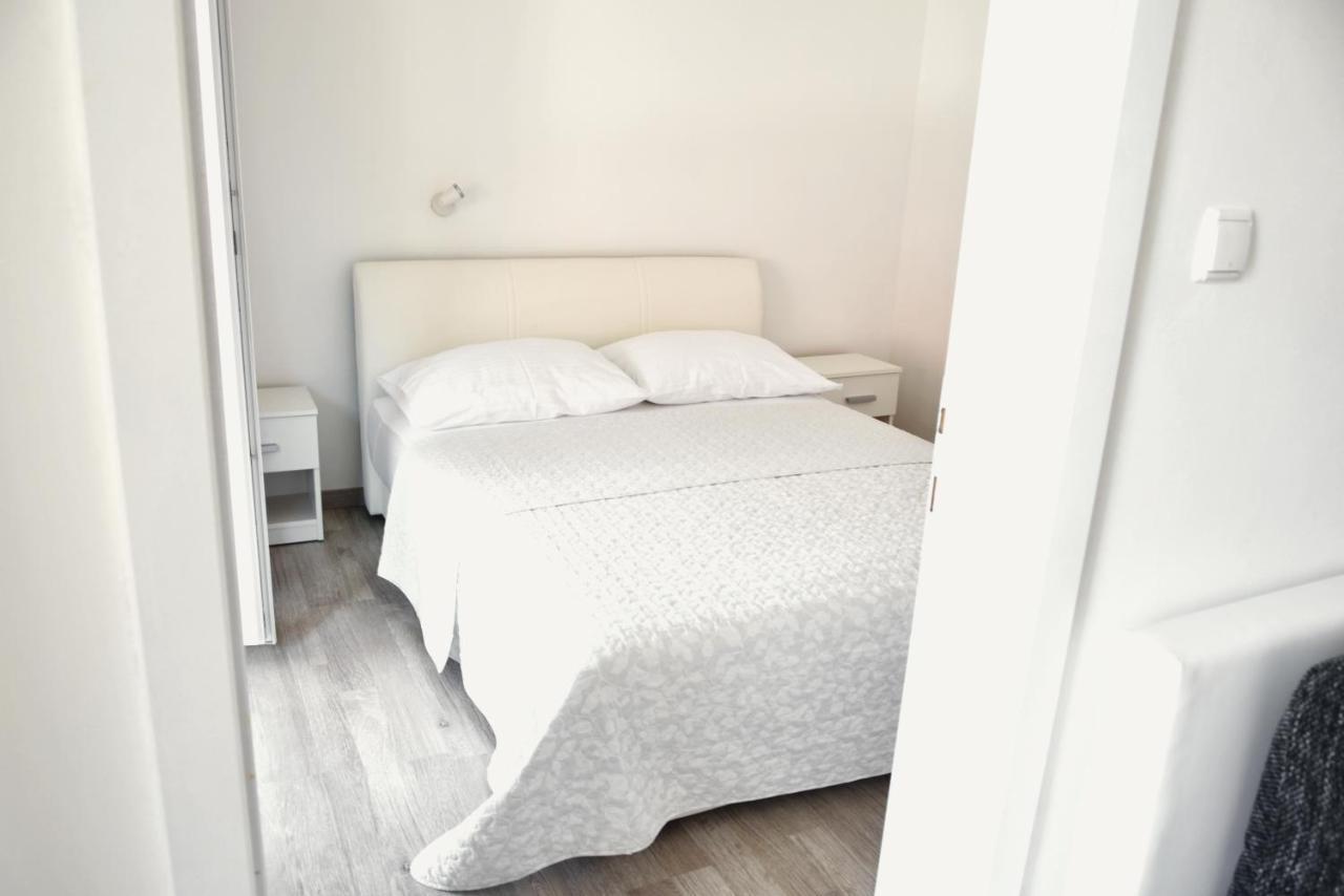 Rab Apartments Aurora Rab Town Dış mekan fotoğraf